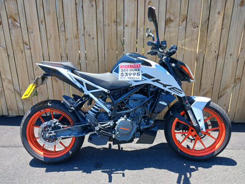 2020: KTM 200 Duke